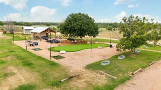Wineries Mini Golf Fire Pit Pets Hill Country - Fredericksburg - 9