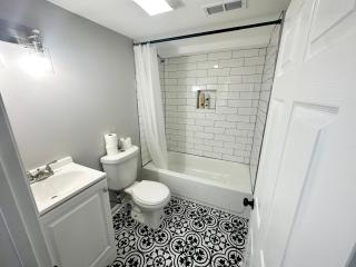 Super Amazing Place To Stay Near Downtown! Free Parking - Chicago - 3