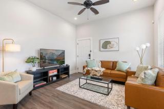 Charming Magnolia Retreat Clubhouse and Gym Access - Magnolia - 8