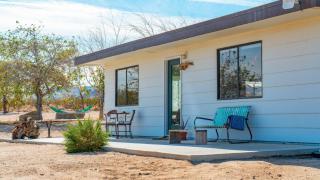 Sky Ranch Retreat ~stargaze deck on 5 acres~ - Landers - 7