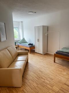 HomeBase - Ferien & Monteurzimmer - Geislingen an der Steige - 4