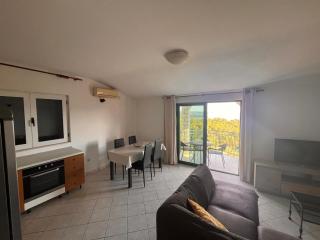 Apartment Milat - Seget Donji - 8