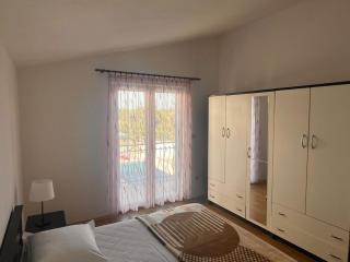 Apartment Milat - 1