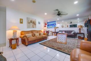 Less Than 3 Mi to Hard Rock Stadium Miami Home with Sunroom - 7