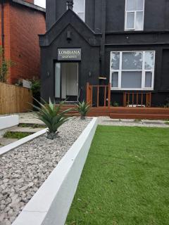 Deluxe 2BR Apartment Near City Center - Sleeps 6 - Liverpool - 0