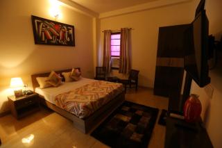 Runway Residency at Pitampura - Neu-Delhi - 6