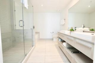 2 BDR Stunning Ocean View in Hyde Beach House - 3