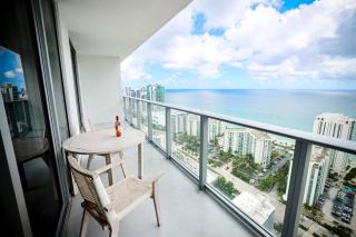 2 BDR Stunning Ocean View in Hyde Beach House - 0