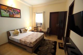 Runway Residency at Pitampura - Neu-Delhi - 5