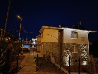 Chrysi petra apart - Gokceada Town - 5