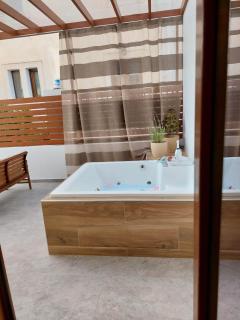 ATHOR with hot tube - Iraion - 5