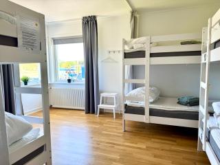 Comfortable guest rooms with fully equipped kitchen and cosy living room. - 8