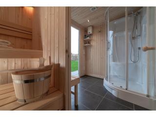 Beautiful holiday home with a whirlpool - Colijnsplaat - 5