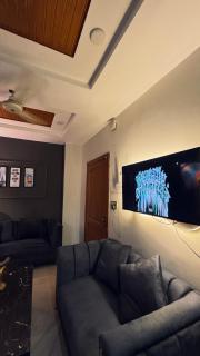 Cozy 2BHK in Prime Location - Rawalpindi - 4
