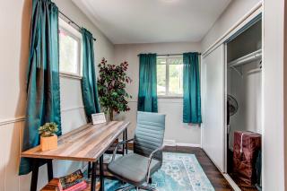 Spacious family home in Littleton with fenced yard - 2