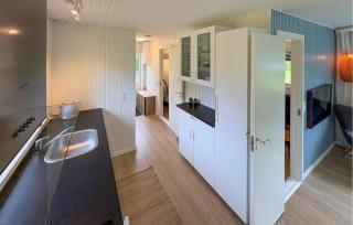 Gorgeous Home In Eskebjerg With Private Swimming Pool, Can Be Inside Or Outside - Eskebjerg - 8