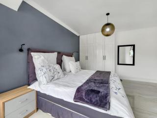 Cozy 1-Bedroom Apartment with Salon in the Heart of Tangier - Tangeri - 8