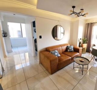 Cozy 1-Bedroom Apartment with Salon in the Heart of Tangier - Tangeri - 2