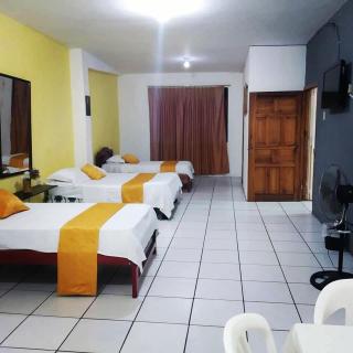 Hostal Jireh - Manta - 1