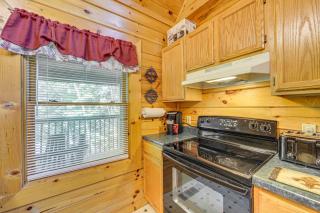 Smokies Cabin on Douglas Lake with Resort Pool - Sevierville - 2