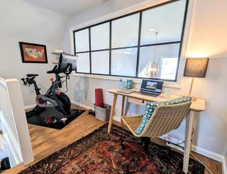 NF Wine Country Retreat with Dock - Southold - 3
