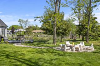 NF Wine Country Retreat with Dock - Southold - 2