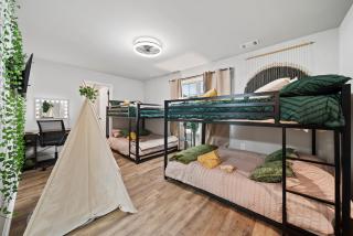 Athens Home Near UGA & Downtown - Game Room - 3