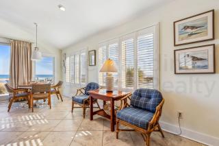 1584 S Fletcher Ave - 6
