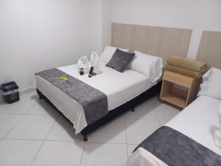 Hotel Centrica Del Palo 45 - Medellín - 8