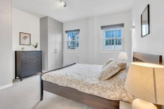 Modern Cosy 2 bed apartment, Smart TV & NETFLIX with private balcony and city view - Londres - 3