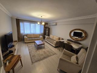 4-room, warm house, near the sea, next to the historic elevator - Konak - 6