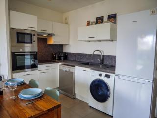Elegant and Spacious 3-Bedroom Apartment with Private Balcony - Saint-Ouen - 7