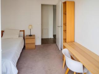 Elegant and Spacious 3-Bedroom Apartment with Private Balcony - Saint-Ouen - 2