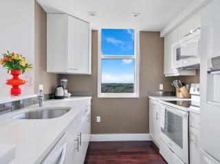 MVR-The Ultimate Miami Escape w-Skyline Views - 4