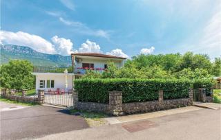 2 Bedroom Gorgeous Apartment In Tribalj - 8