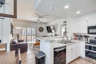 1 Mi to Beach Lake Havasu City Condo with Balcony - 4