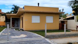 Casa Amarela - à 100 metros da praia - Florianópolis - 6