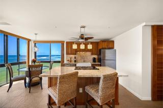 Kuhio Shore 114 Oceanfront 2 Bedroom 2 Bath - Koloa - 3