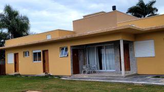 Casa Amarela - à 100 metros da praia - Florianópolis - 8
