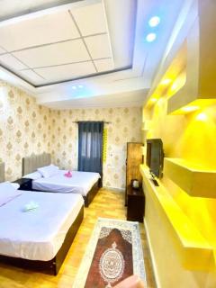 New Khufu 9 Pyramids view - 6