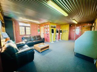The Crossing Lodge & Backpackers - National Park - 9