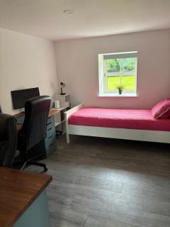 Siochain Agus Ciuin Teach - Carnew - 3