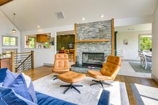 Walk to Bethel Woods Family Home with Deck and Views! - Swan Lake - 6