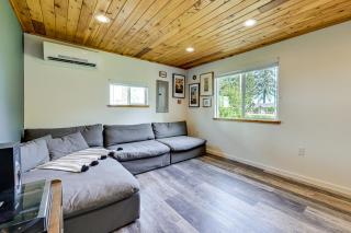 Walk to Beach Creek-Front Sekiu Home with Fire Pit! - Neah Bay - 2