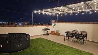 Terrace and Jacuzzi with an amazing view - Chihuahua - 0