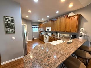 Lakefront and Lake View Indian Point Condo with Boat Slip - Branson - 4