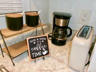 Cozy home in Franklin Village, Central location! - 3