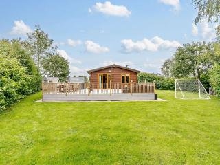 3 Bed in York 93206 - Elvington - 0