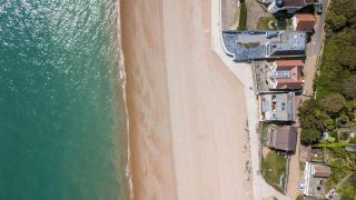 The Breakers - Riviera Apartment - Sandgate - 6