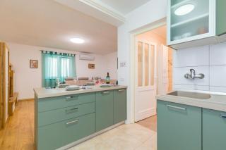 Apartments by the sea Baska, Krk - 23915 - 3